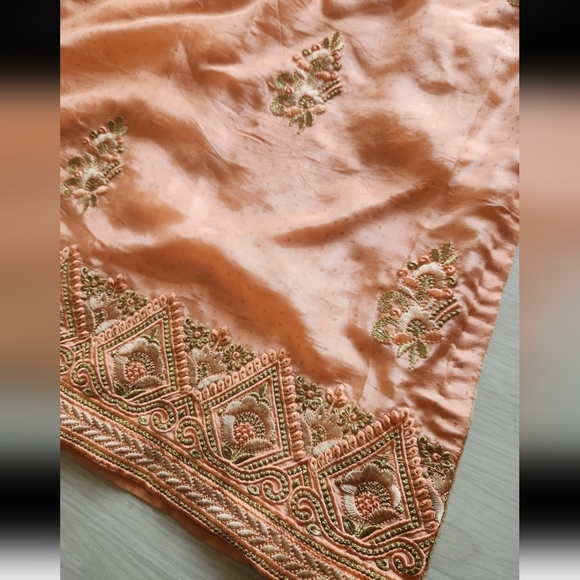 Peach Patiala Salwar Kameez Suit - Picture 5 of 9